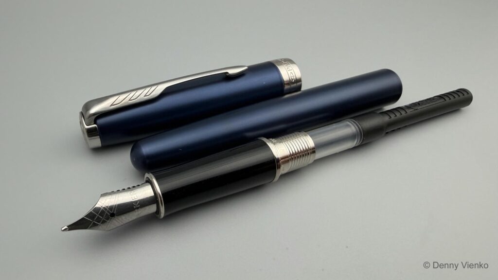 Parker Sonnet - MK IV Blue CT – Black Section Fountain Pen – gallery image 3