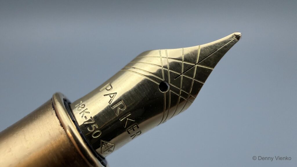 Parker Sonnet - MK IV Chiselled Silver GT - Cisele Fountain Pen – gallery image 2